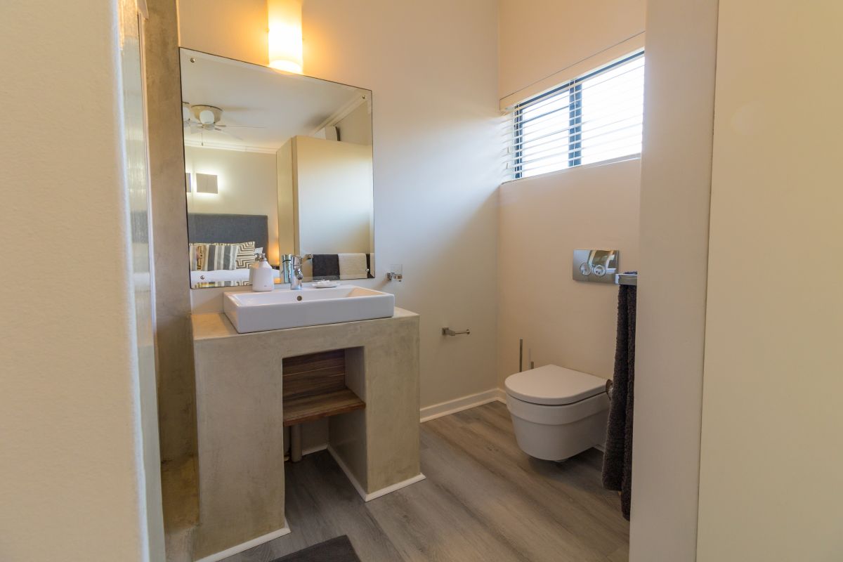 Double room bathroom